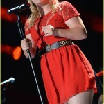kelly-clarkson