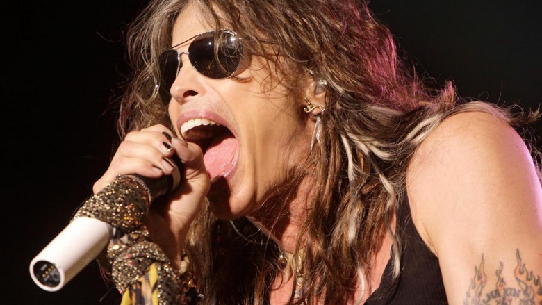 Steven Tyler va participa la concertul organizat în onoarea laureaţilor premiului Nobel pentru pace Steven Tyler
