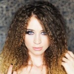ana-novic-24042015-0