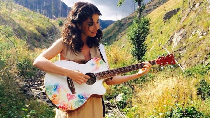 alexandra usurelu videoclip pretul corect