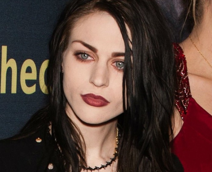 frances cobain nunta