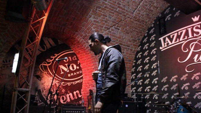 mikef melodie dark clouds