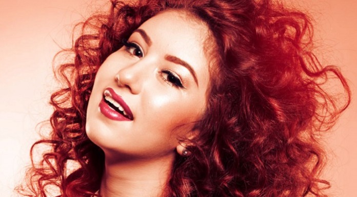 Stephany a lansat „Dragoste ca-n filme“, primul său online video stephany online video dragoste ca-n filme