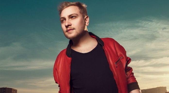 Hot Casandra a lansat videoclipul piesei „Feelings“, prin care aduce stilul electro pop în România Hot Casandra_Feelings