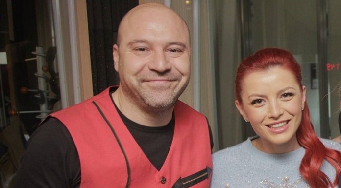 Bere Gratis şi Elena Gheorghe au lansat melodia „Iarna ne-a surprins îndrăgostiţi“ bere gratis elena gheorghe iarna indragostiti