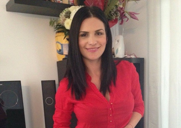 ellie white nascut slabit