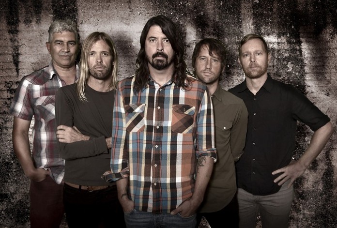 Trupa Foo Fighters şi-a anulat turneul european, din cauza atacurilor teroriste de la Paris foo fighters anulat turneu atentat paris