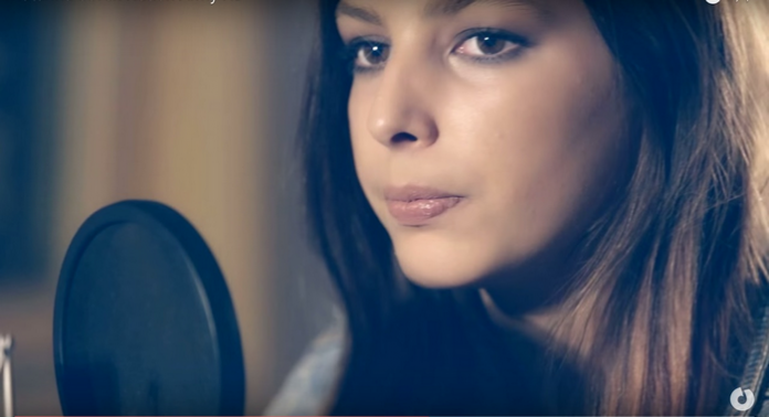 Katarina a prezentat un cover al piesei „Seven nation army“, a trupei The White Stripes Katarina