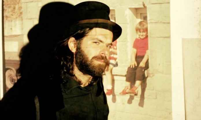 robin backstabbers videoclip cosmonaut