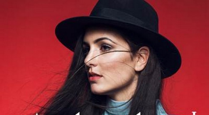 Abbi a lansat prima melodie din carieră, „The things we had“, care este însoţită de un lyric video Abbi - Bianca Ionita