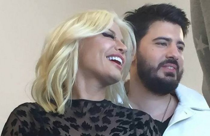 Loredana Groza şi Alama au prezentat teaser-ul videoclipului „Vrei să mă iei“ loredana groza alama teaser vrei sa ma iei
