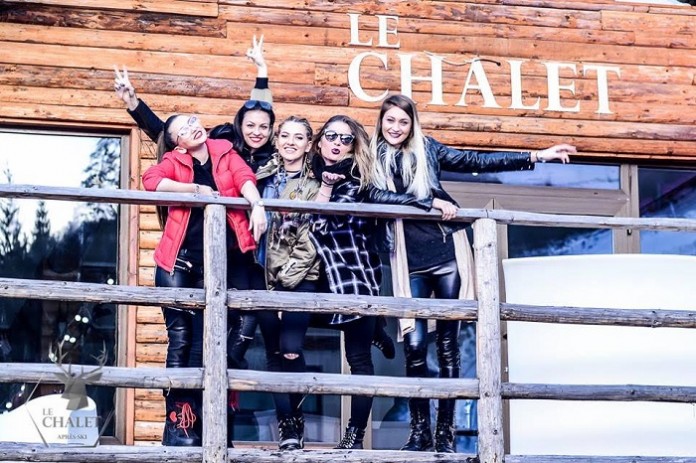 Lidia Buble e nedespărţită de fetele ei lidia buble fete le chalet azuga