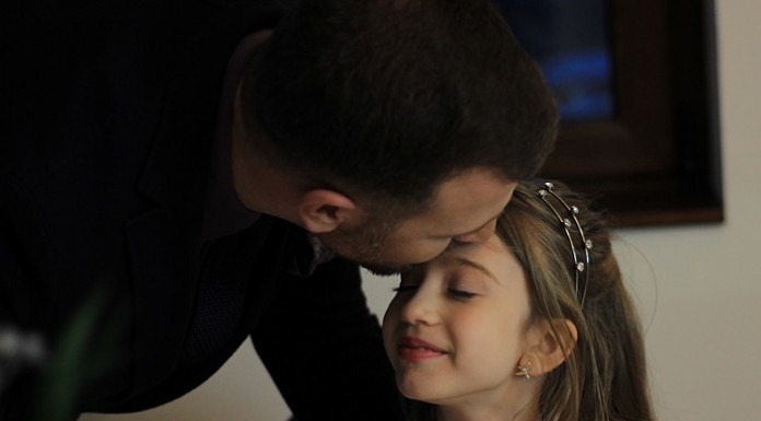 Marius Marin a lansat o nouă melodie însoţită de videoclip, „Pentru ea“ marius marin videoclip pentru ea