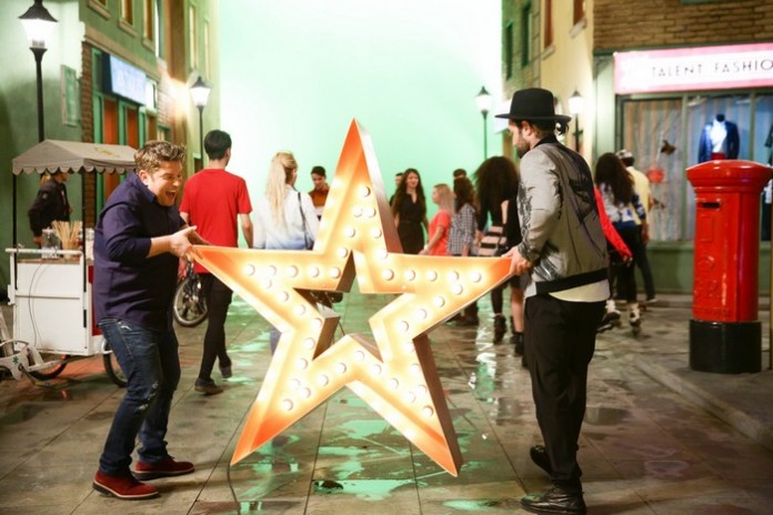 Smiley si Pavel Bartos