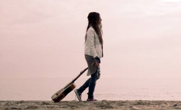 nicole cherry cine iubeste videoclip