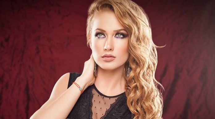Nicole Stroiny a lansat, alături de Bisc şi Ja Mike, videoclipul melodiei „Red lights“ nicole stroiny videoclip red lights