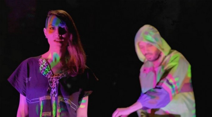 Trupa Omelette a lansat videoclipul melodiei „Kissing“ Omelette