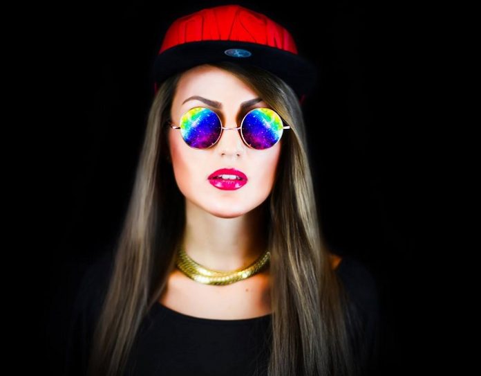 claudia suteu compromis video