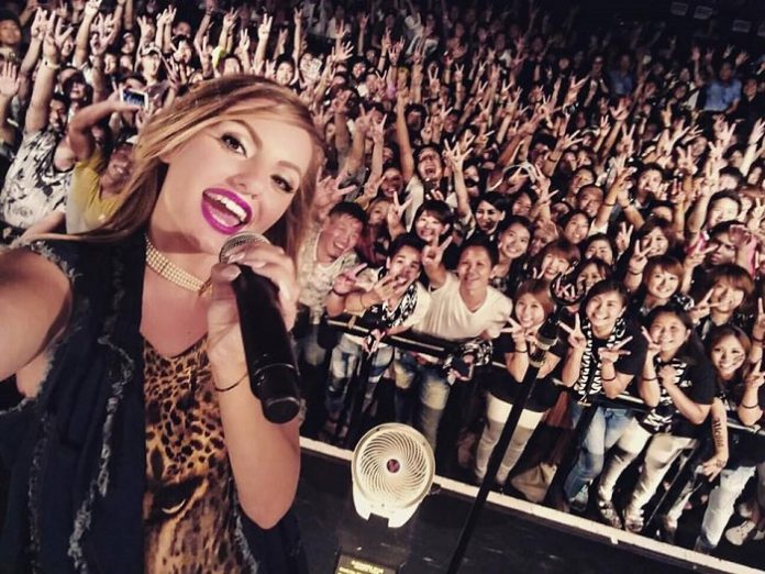 Alexandra Stan_Fans_Japan