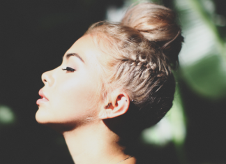 Hayley Kiyoko a lansat videoclipul melodiei „Gravel to tempo“ Hayley Kiyoko
