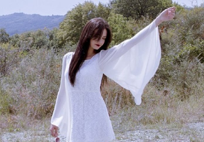 zuka-hello-stranger-video