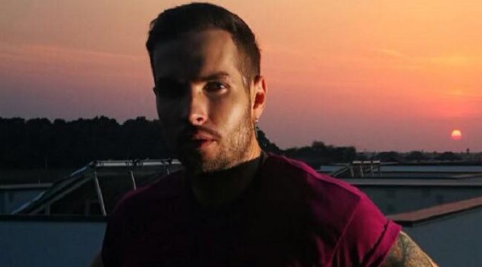 Randi a lansat o nouă melodie însoţită de videoclip, „Ochii ăia verzi“ randi-ochii-aia-verzi-videoclip