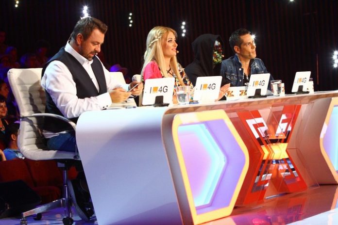 Lecții de muzică pentru jurați pe scena „X Factor“ X Factor