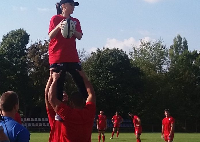 paula-seling-joaca-rugby3