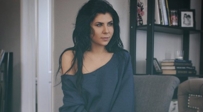 Angelika Vee a lansat o nouă melodie însoţită de videoclip, „Fastline“ Angelika Vee Fastlane