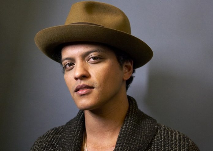 Bruno Mars va susţine un recital la Premiile Grammy 2017 bruno mars grammy 2017