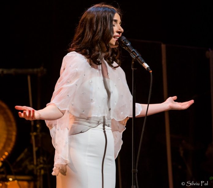 Alexandra Usurelu : Am sa fiu eu casa ta