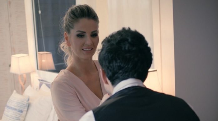 Andreea Bănică a lansat, alături de Uddi, videoclipul piesei „Departamentul de relații“ andreea banica uddi departamentul de relatii videoclip