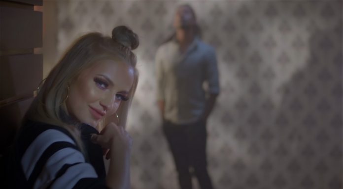 Miryam a lansat videoclipul melodiei „Walk away from me“ Myriam