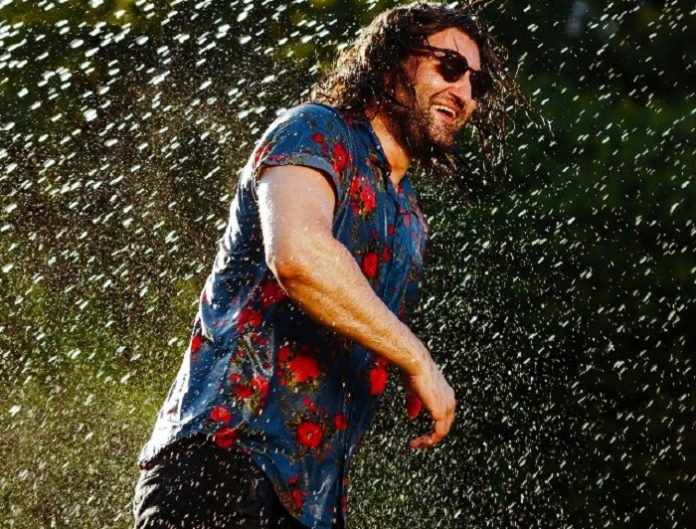 SMILEY- sa-mi fie vara (backstage)-484