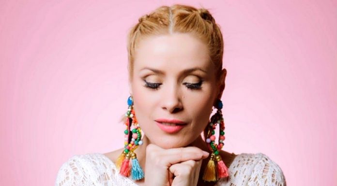 Dahlia şi Ștefan au lansat un lyric video pentru piesa „Struggle“ Dahlia
