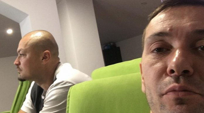 La Familia a lansat, alături de Alex Mușat, melodia „Mama m-a făcut de piatră“ la familia mama m-a facut de piatra