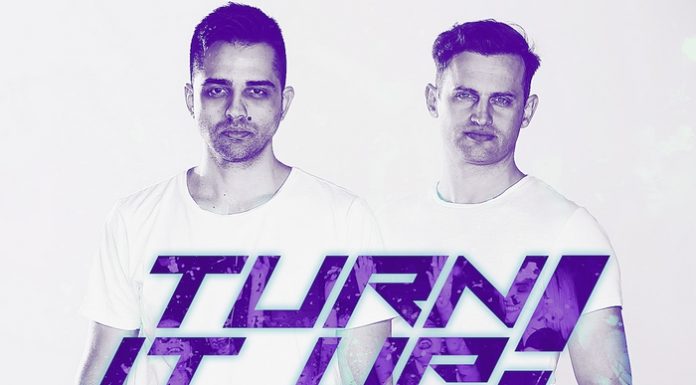Trupa Two a lansat melodia „Turn it up“ Trupa TWO