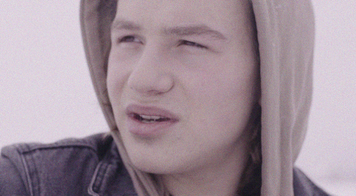 Radu și White Lynx au lansat un lyric video pentru melodia „Numb again” Cover NUMB AGAIN