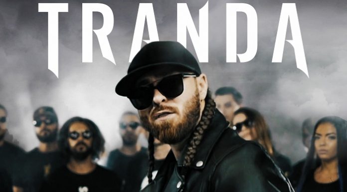Tranda a lansat o nouă piesă însoţită de videoclip, „Picioarele înainte“