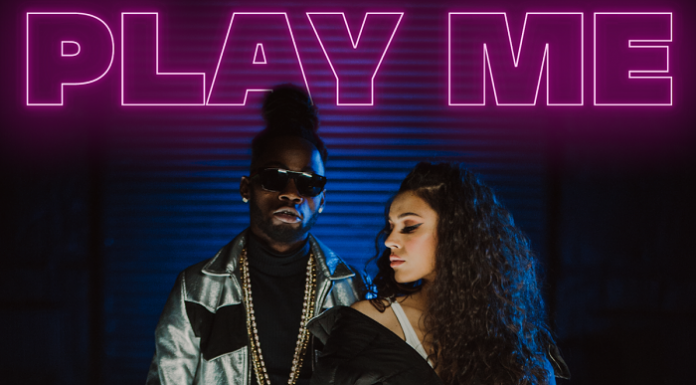 Karmen a lansat videoclipul piesei „Play me“, interpretată alături de Stylo G, artist ce a colaborat recent cu Nicki Minaj