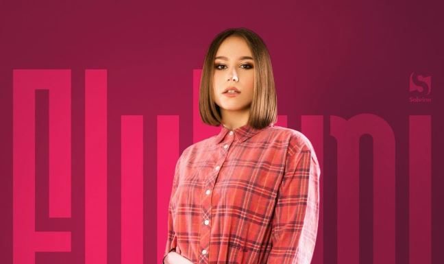La doar 16 ani, Sabrina își face debutul în industria muzicală cu piesa “Fluturi”