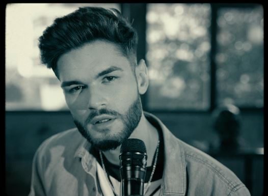 „Să nu îmi iei niciodată dragostea” – un remake marca Edward Sanda dupa celebrul slagar al trupei Holograf