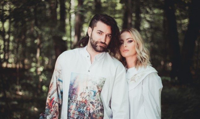 Smiley si Delia lanseaza „Ne vedem noi”, una dintre cele mai asteptate colaborari din muzica pop romaneasca a ultimilor ani