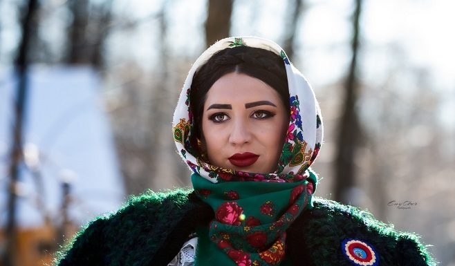 Despre Natalia Kaluian, pasiunea ei pentru muzica si cel mai recent colind lansat