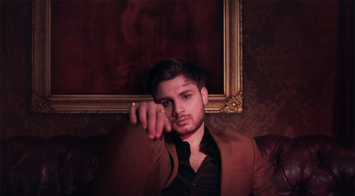 Monalisa se numeste prima piesa cu videoclip a lui Adrian Petrache (X Factor) adrian petrache Monalisa