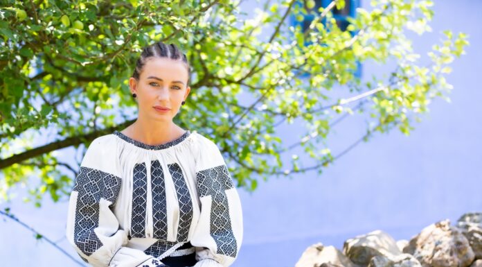 Paula Hriscu a lansat o colaborare speciala si pleaca in turneu in America paula hriscu