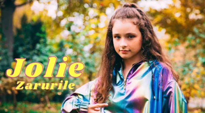 Jolie a cucerit publicul cu videoclipul piesei „Zarurile” jolie zarurile