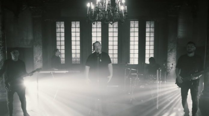 Proconsul feat Cabron – „Omul din Oglindă”, o colaborare între profesioniști Proconsul x Cabron - Omul Din Oglinda