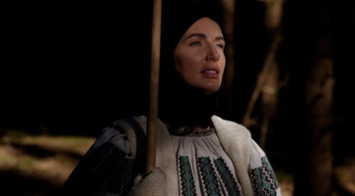 Paula Hriscu a lansat videoclipul piesei „Fata muntelui” Paula Hriscu - Fata Muntelui