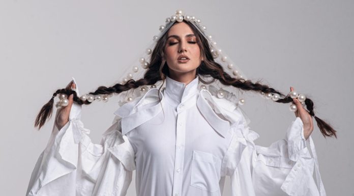 Aura Sova lansează albumul de debut „Drăgaica” – premiera live, pe 10 august la UNTOLD